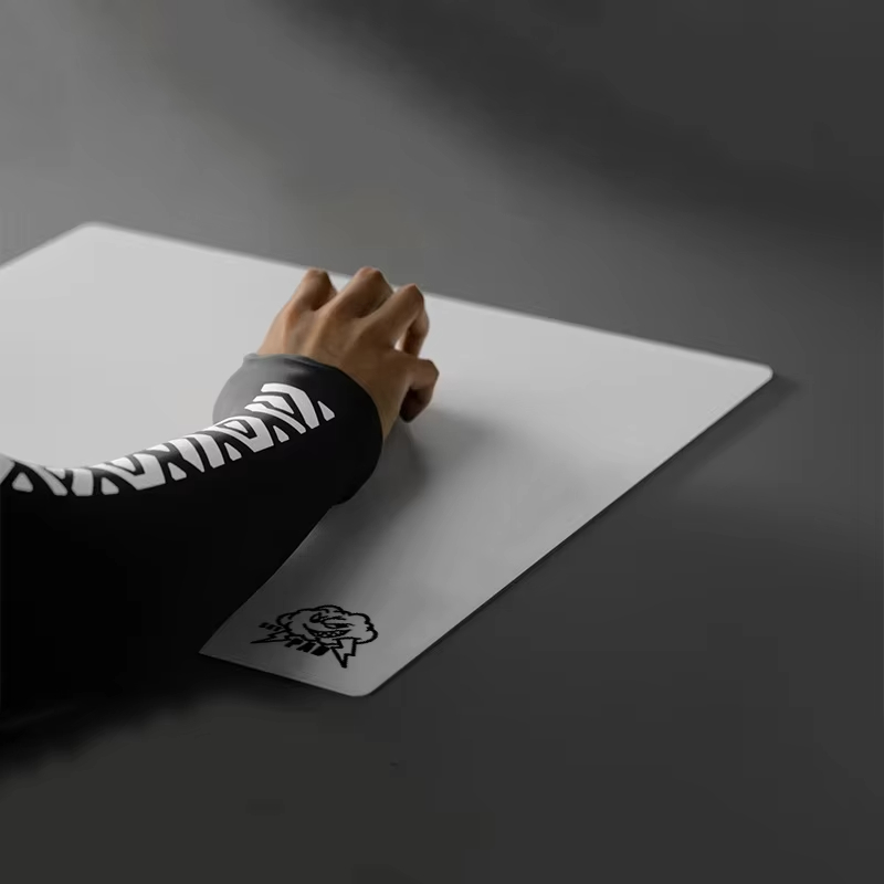 Alfombrilla de ratón para jueg - Gaming Accessories White reseña y precio